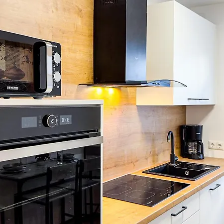 Charmantes 3-zi-apartment Am Schloessle In Lechhausen-garage-balkon-kueche-smart Tv * Augusta