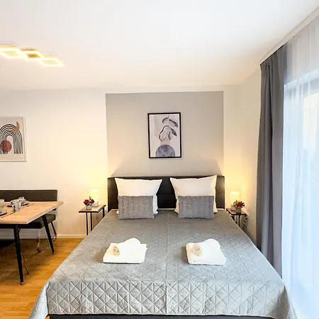 Charmantes 3-zi-apartment Am Schloessle In Lechhausen-garage-balkon-kueche-smart Tv *