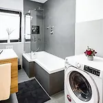Charmantes 3-zi-apartment Am Schloessle In Lechhausen-garage-balkon-kueche-smart Tv * Augsburg